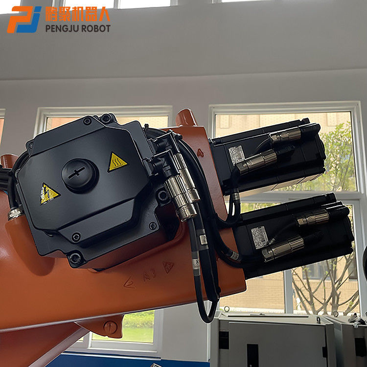 KUKA KR210 R2700 KRC4 Soldadura por arco, soldadura a ponto, pressão, paletização, carregamento e descarregamento de peças, corte
