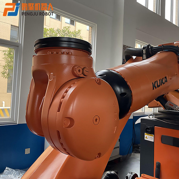 KUKA KR210 R2700 KRC4 Soldadura por arco, soldadura a ponto, pressão, paletização, carregamento e descarregamento de peças, corte