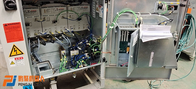 Robô de carregamento de segurança IP 65 para carregamento seguro e de carga útil de 210 kg Atualize sua linha de produção com a KUKA KR210: seu melhor parceiro para soldagem, manuseio e muito mais