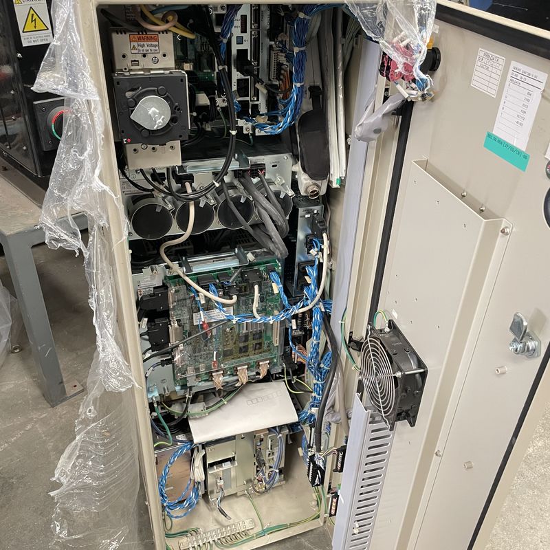 Solda automática do robô da mão de Yaskawa ES165D segundo seis máquinas de carimbo do robô do yaskawa dos robôs da linha central
