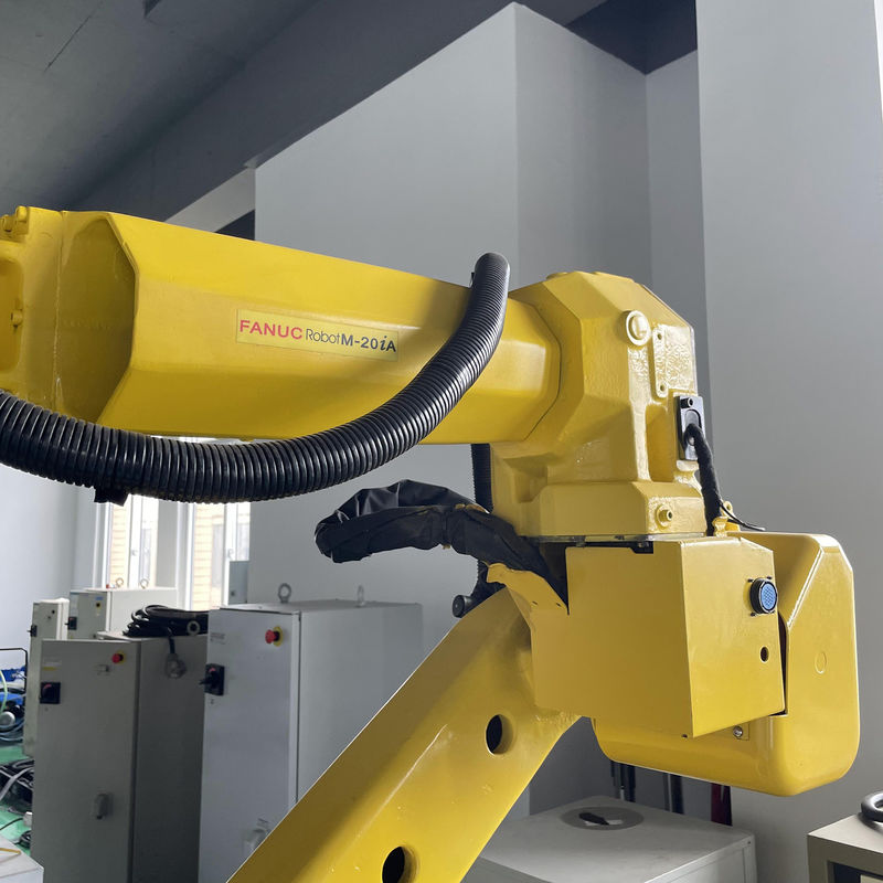 FANUC M-20iA Robôs com controlador R30iB Robôs de moldagem por injecção, Robôs de distribuição, Robôs de corte de fibra de vidro