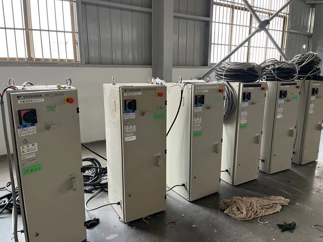 MH50 Robôs YASKAWA usados ±0,07 mm Repetitividade para remoção e corte de materiais