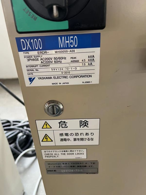 MH50 Robôs YASKAWA usados ±0,07 mm Repetitividade para remoção e corte de materiais