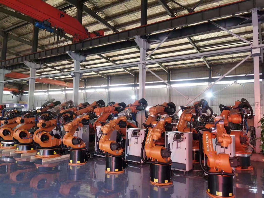 Pré-propriedade 210 Kg Carga útil Braço robótico AC380V Fornecimento de energia Kr210 Modelo de perfuração 3D Laser Vision Laser de corte de fibra de vidro