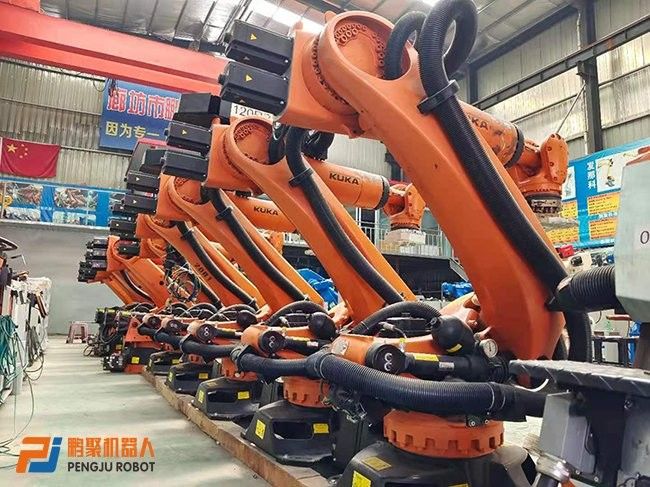 KUKA KR210 R2700 Prime Robot 6 eixos 210kg Carga útil 2700mm Alcance para solda pontual Paletização Carregamento e descarga