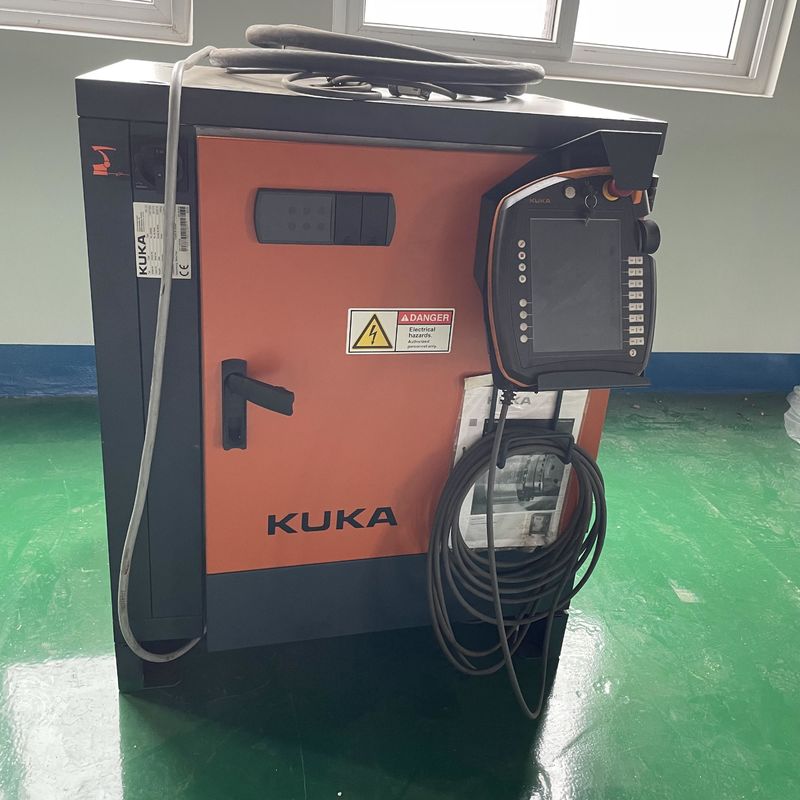 KUKA Kr16 Robô de Soldadura por Arco Com Controlador XP Carregamento E Descarregamento De Peças Manuseio De Peças Braço Robô Industrial