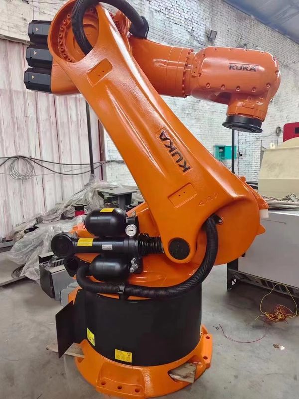 Maximize a sua produção com robôs KUKA usados KR360-3 e KRC4 controlador ARC Soldadura montagem de peças de carregamento e descarregamento de corte robô