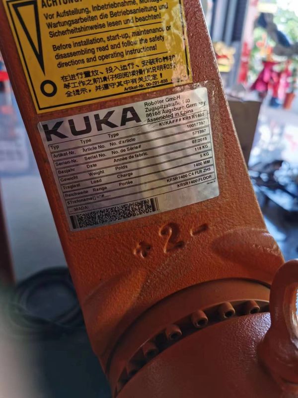 KUKA KR5 R1400 KRC4 Manipulação de peças, medição, montagem de peças, colagem - ligação por adesivos, solda por arco