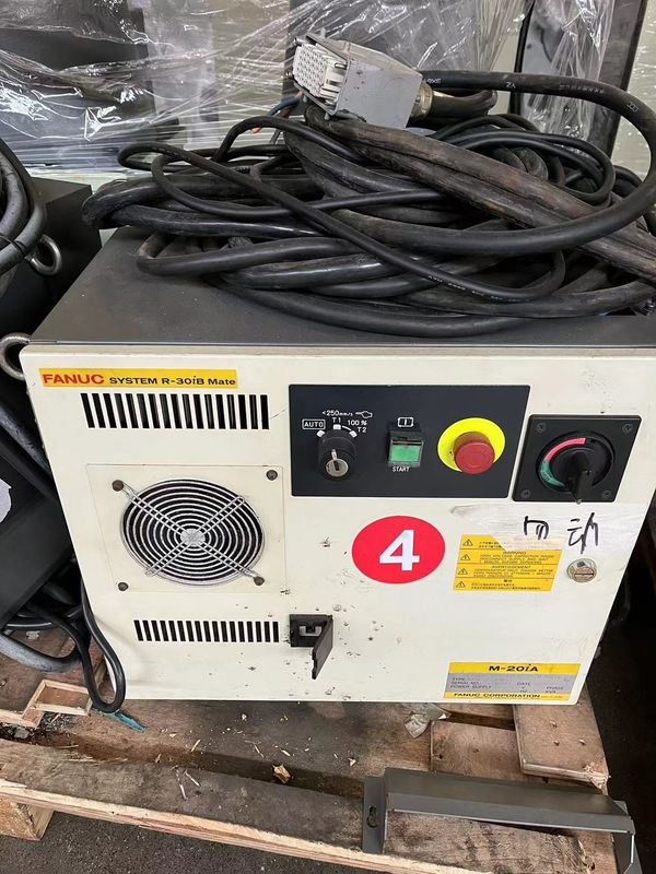 FANUC M-20iA/10L, carga útil de 10 kg, alcance de 2009 mm, robôs de manuseio de materiais de soldagem por arco, robôs de manipulação de máquinas, carregamento