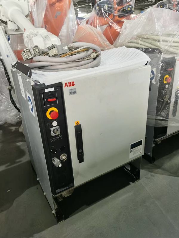 ABB IRB 4600-40/2.05 IP67 6 eixos 40 kg de carga útil média Robô ABB para aplicações de depuração e colocação de máquinas.