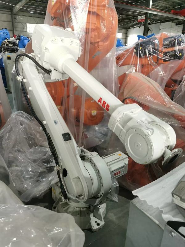 ABB IRB 4600-40/2.55 Braço robótico de 6 eixos para montagem de fabricação aditiva distribuição e mais 40kg carga útil e 2550mm alcance