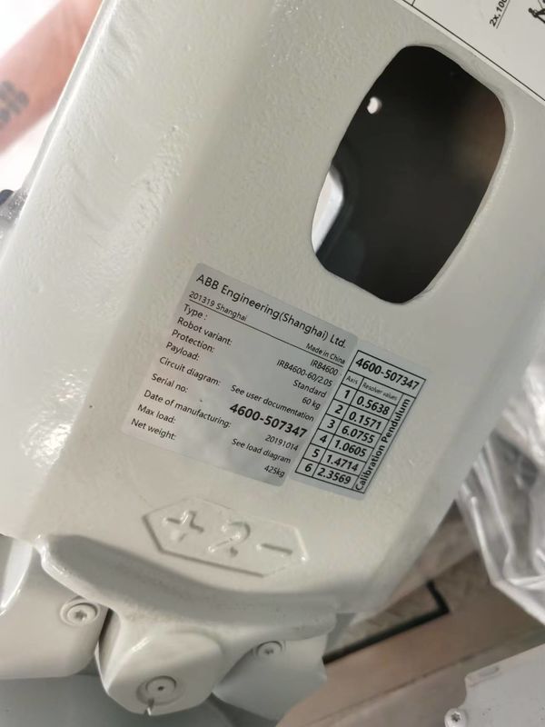 IRB 4600-60/2.05 IRC5 Controlador usado Robôs ABB 6 eixos Braço robótico 2050mm Alcance altamente confiável e eficiente