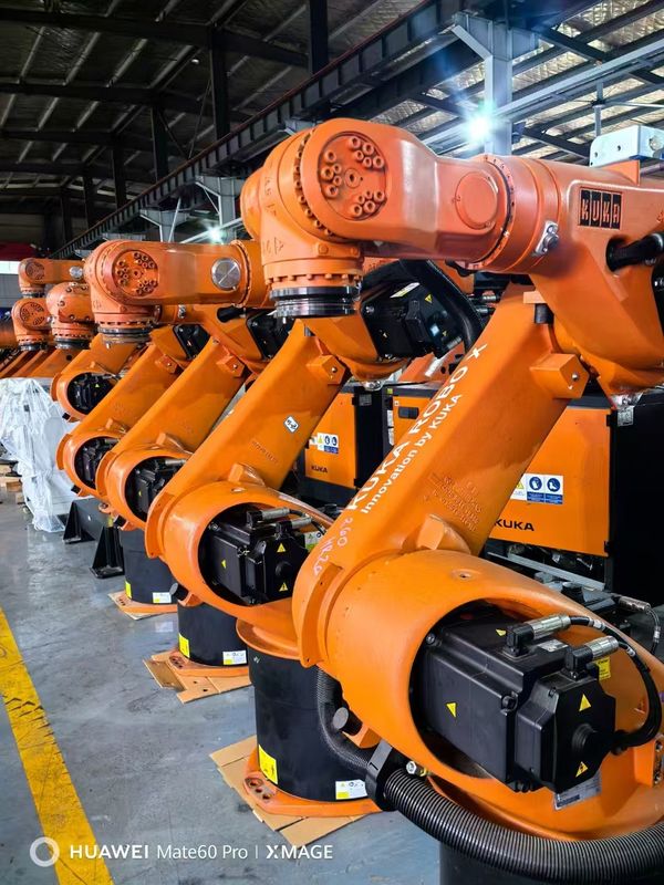 Controlador KRC4 Incluído Robôs KUKA usados KR60-3 60kg Carga útil 2033mm Alcance para carga Manuseio Corte e montagem