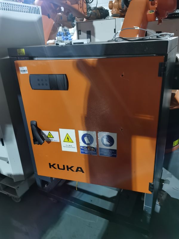 2033 mm alcance KUKA KR60-3 60KG carga útil robôs KUKA usados para manuseio de material e coleta