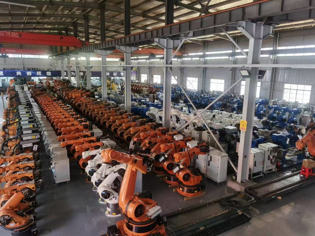 Velocidade 2,5 M/s Robôs KUKA utilizados oferecendo alcance de trabalho 1611mm 1911mm Laranja Ideal para sistemas automatizados de manuseio de materiais