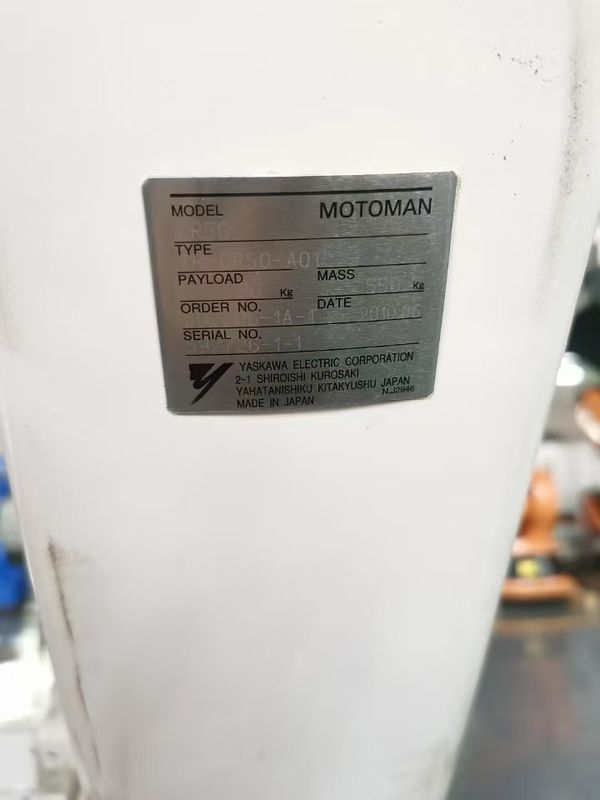 2061mm Reach CR50 XRC 50kg Carga útil Motoman Arco Soldador Robô para Press Tending e carregamento / descarregamento de peças
