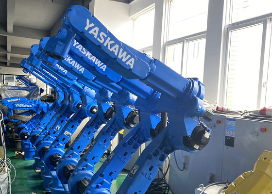 Yaskawa MA1900 usou o braço robótico do robô robótico da linha central do braço 6 para a soldadura