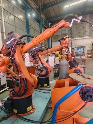 ROBOTA DE SOLDADOR SPOT KUKA KR16L6 Original com Programação Kuka para Indústria